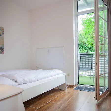 Small But Nice Flat With Balcony Near Winterberg In The Sauerland Region דירה ווינטרברג